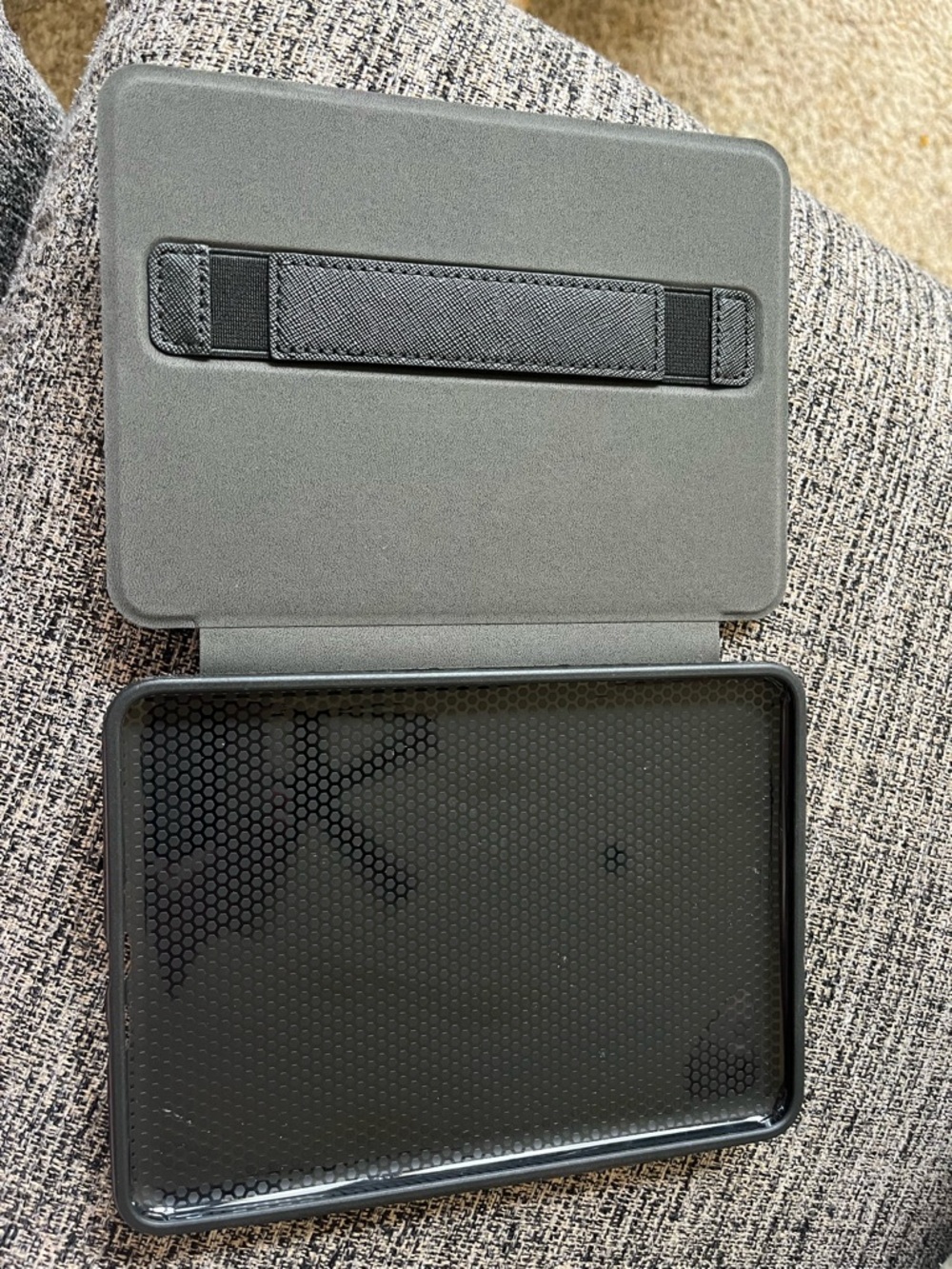 Kindle Reader Cover - Picture 2 of 4